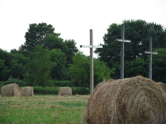three_crosses
